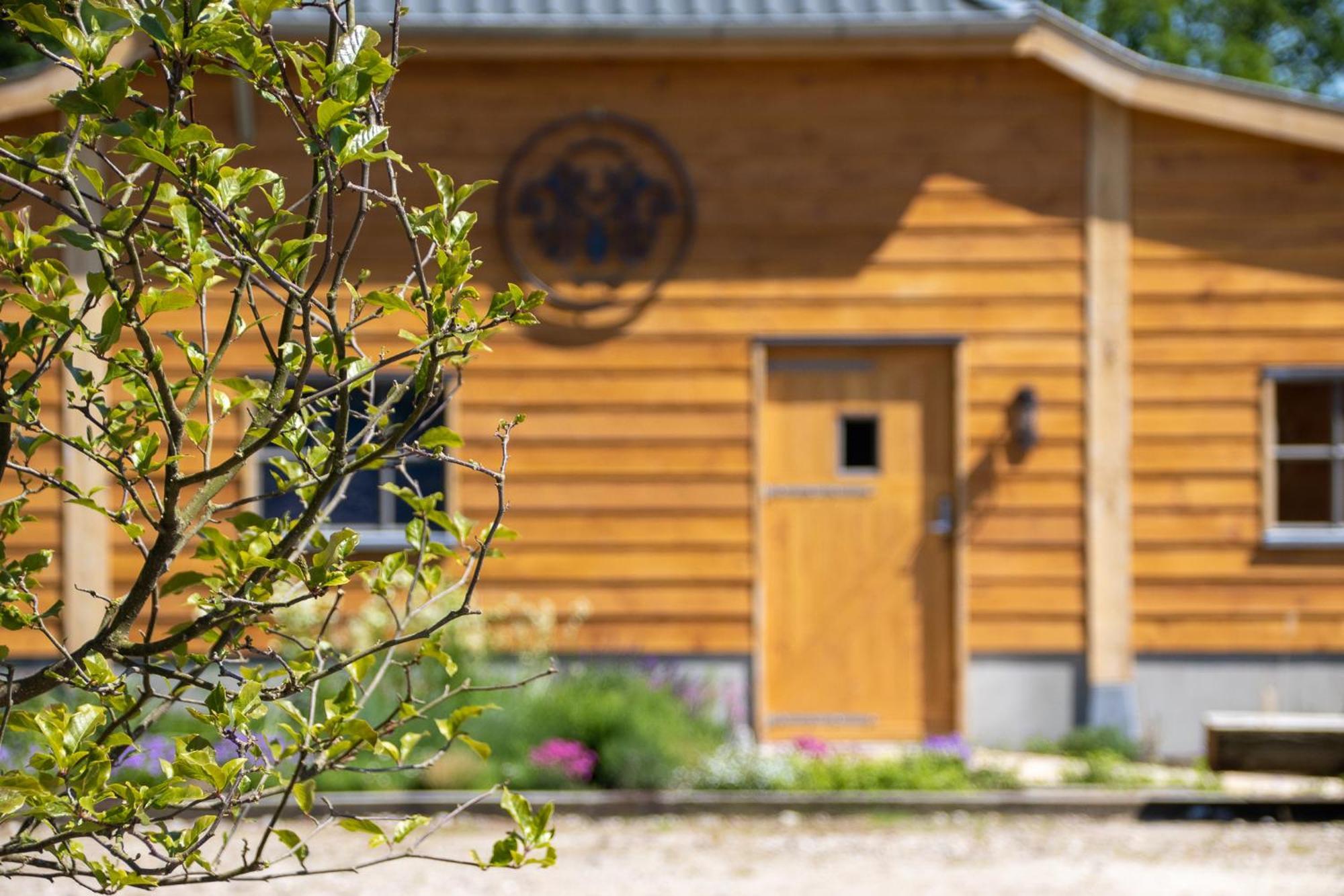 Magnolia Hoeve - Unieke Bestemming Voor Paardenliefhebbers En Bijzondere Overnachtingen In De Natuur Ledeacker Bagian luar foto